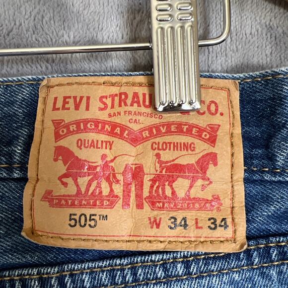 Levis 505 Jeans Men 34x34 Blue Medium Straight Relaxed Cotton Fade 31" Inseam - Picture 7 of 12